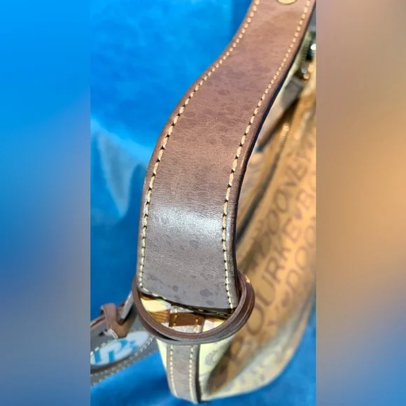 Dooney & Bourke Cream & Lilac Bucket Bag - Picture 7 of 16